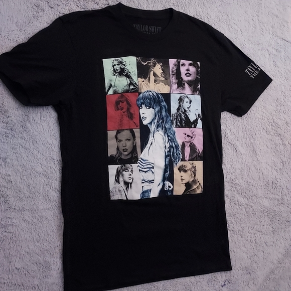 Taylor Swift Shirt Womens Small Eras Tour Graphic Print Top Double Sided Band S - Picture 2 of 8